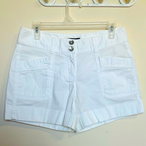 White House Black Market Mid-Rise Pret-A-Play Shorts , new without tag. - Picture 1 of 8